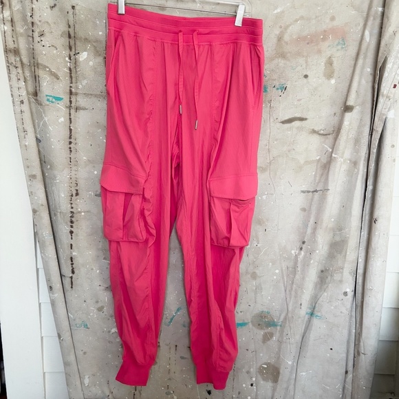 Lululemon Dance Studio Relaxed-Fit Mid-Rise Cargo Jogger, Glaze Pink - Picture 2 of 4